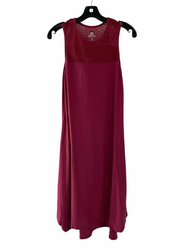 Sherpa Size S Red Dress