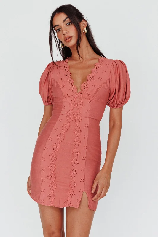 Aylina Scalloped Lace Mini Dress Rose Fashionable Mini Dress with Frills