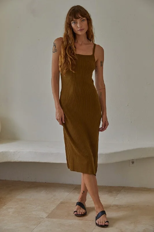 Olive Square Neck Ribbed Sleeveless Midi Dress Fashionable High-Neck Midi Dress