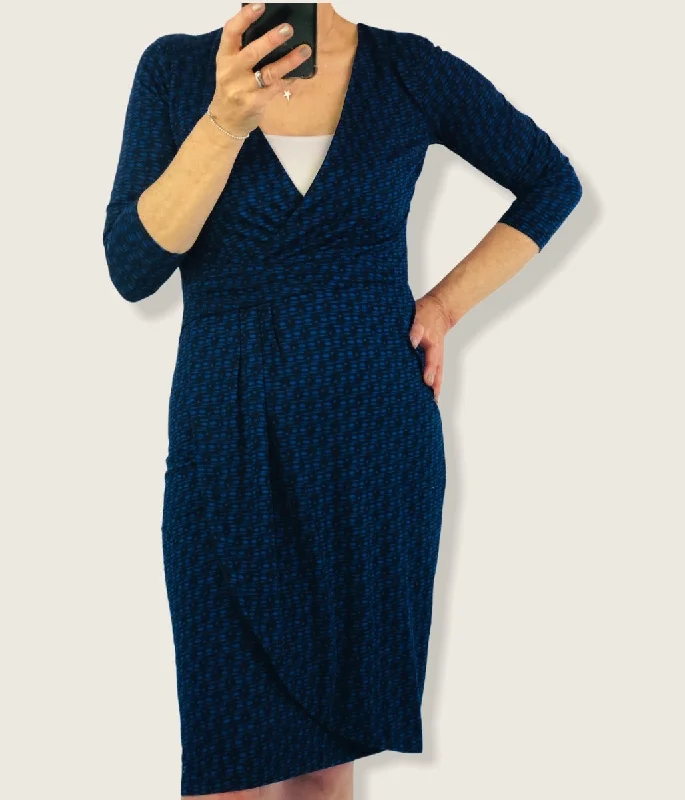 Blue Dash Jersey Wrap dress Size 8 Comfortable Long-Sleeve Wrap Dress