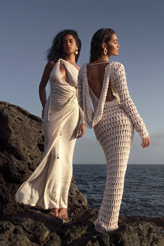 Ivory Odelia Crinkled Maxi Dress Classic A-Line Maxi Dress