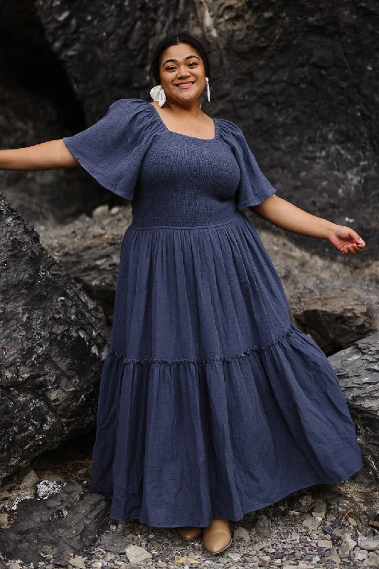 Lennon Maxi Dress in Dusty Blue Comfortable Long-Sleeve Maxi Dress