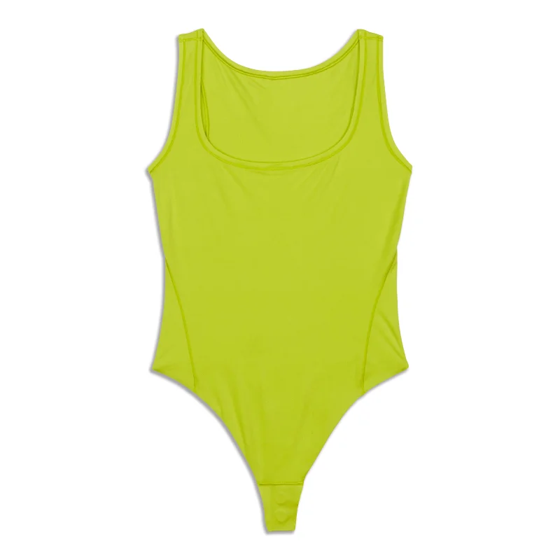 Wundermost Ultra-Soft Square-Neck Sleeveless Bodysuit - Resale Fashionable Slim Fit Bodysuit