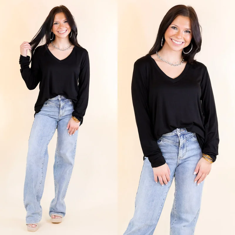 It's That Simple Solid V Neck Long Sleeve Tee in Black Plaid T-Shirt Polka Dot Checkered