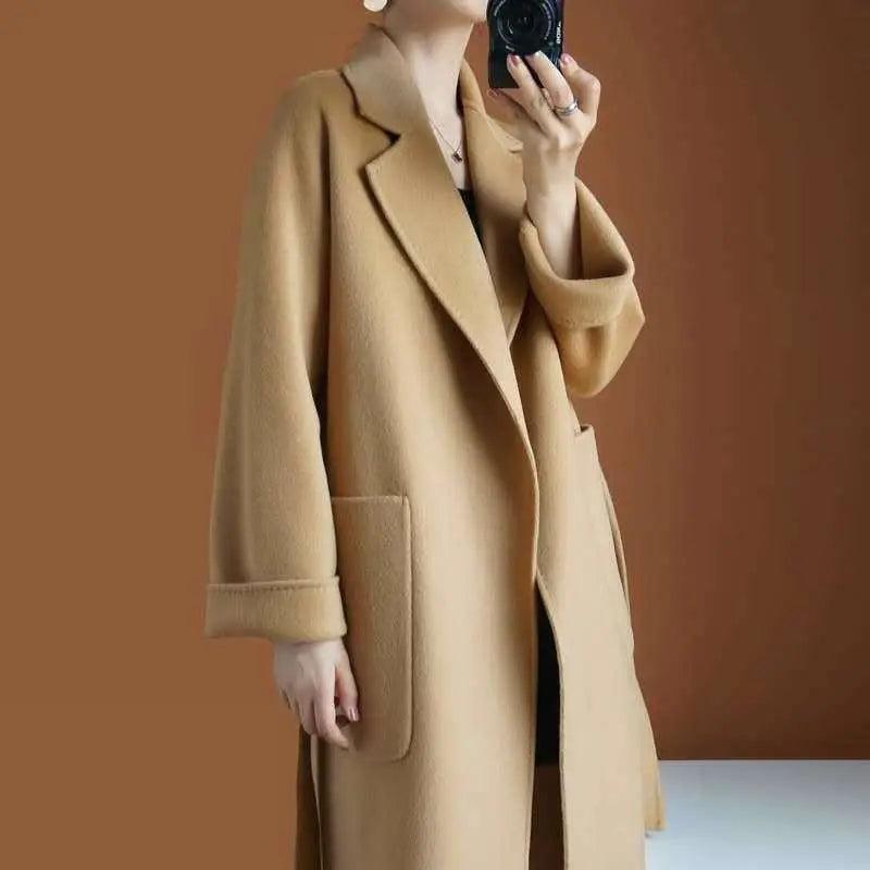 Fashionable loose and thin woolen overcoat Sleek Tailored Overcoat