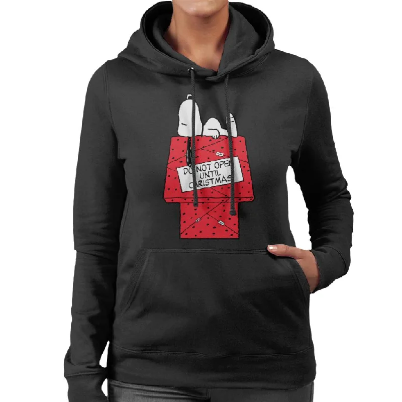 Peanuts Snoopy Do Not Open Until Christmas Day Women's Hooded Sweatshirt Hoodie with Cropped Fit Short Trendy Peanuts Snoopy Do Not Open Until Christmas Day Women's Hooded Sweatshirt Hoodie with Cropped Fit Short Trendy