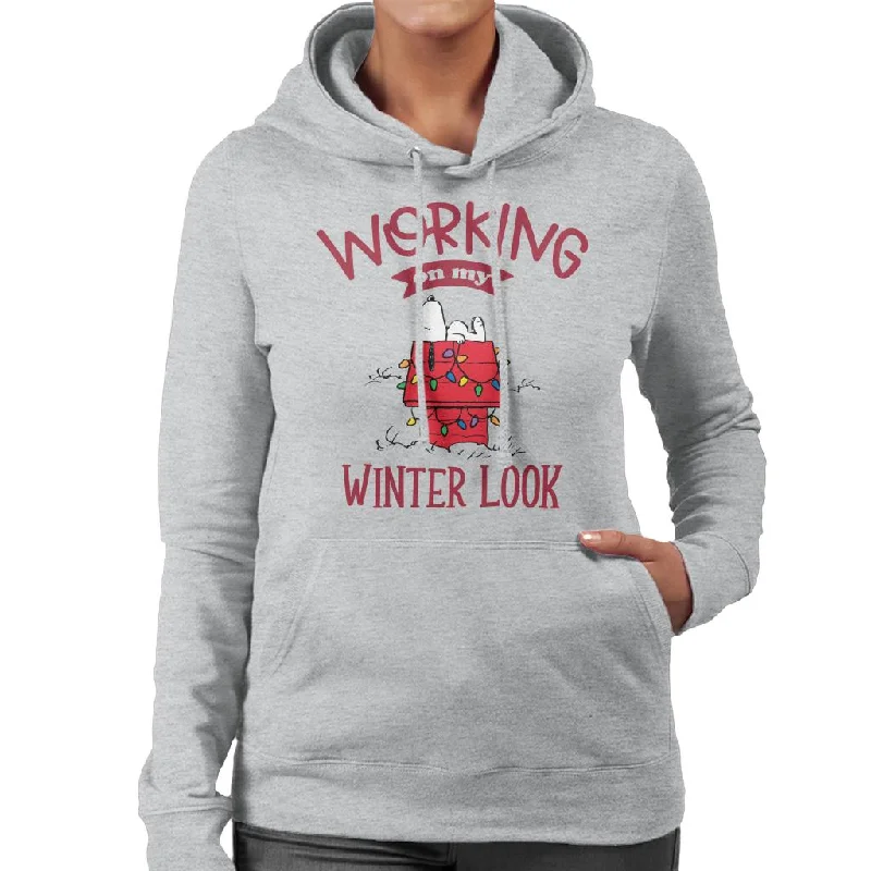 Peanuts Working On My Winter Look Women's Hooded Sweatshirt Hoodie with Raglan Sleeves Sporty Comfortable Peanuts Working On My Winter Look Women's Hooded Sweatshirt Hoodie with Raglan Sleeves Sporty Comfortable