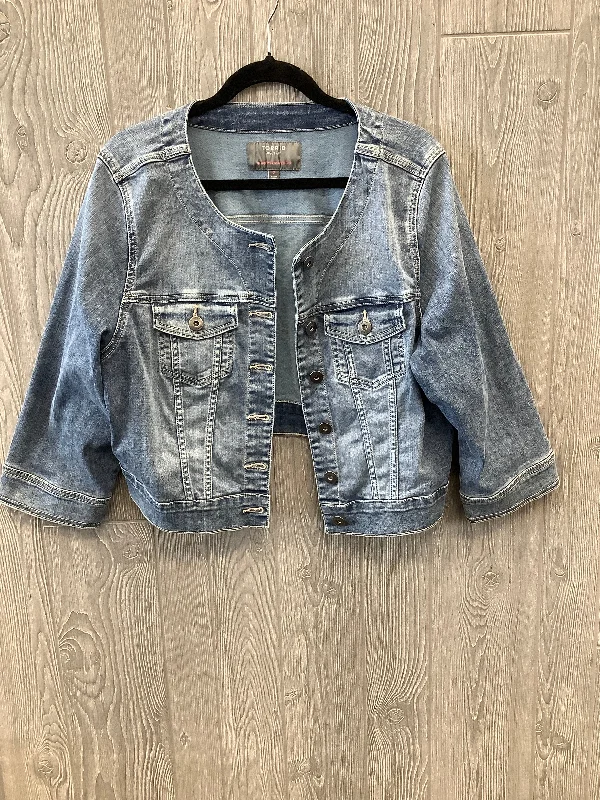 Blue Denim Jacket Denim Torrid, Size 2x Front Pockets Side Pockets Patch Pockets