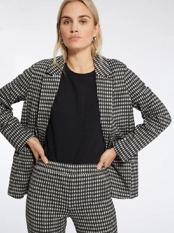 Bryce Knit Blazer Women's Short Blazer