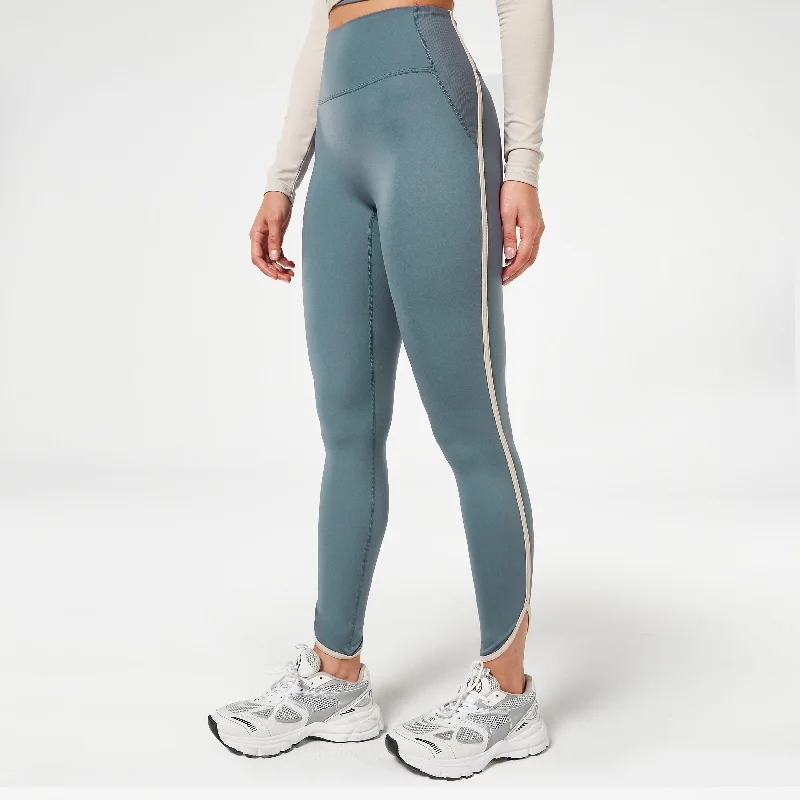 Retrograde Chic Leggings - Stormy Weather Fashionable Minimal Active Leggings