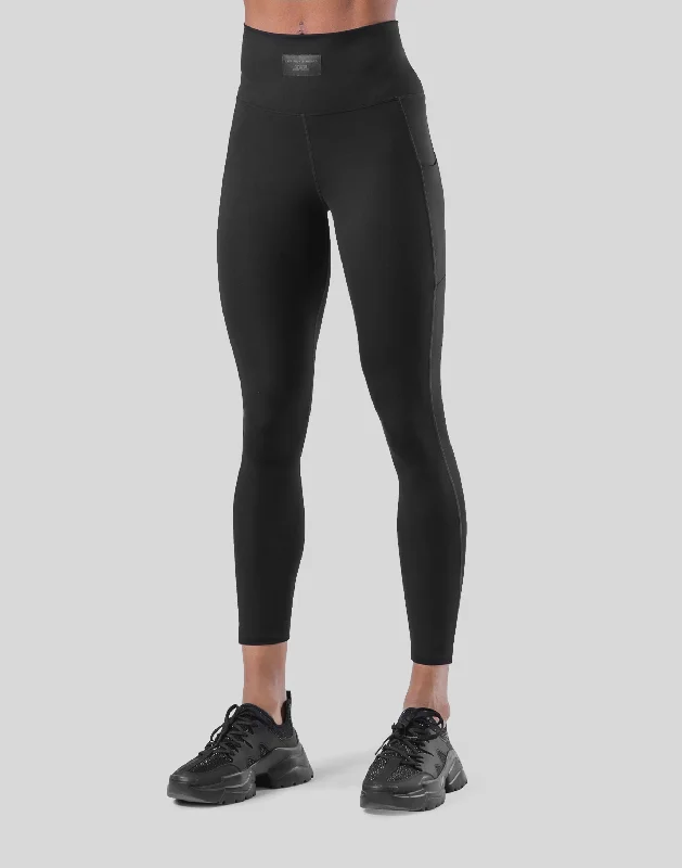 Woven Label Pocket Leggings - Black Fashionable Full-Length Active Leggings