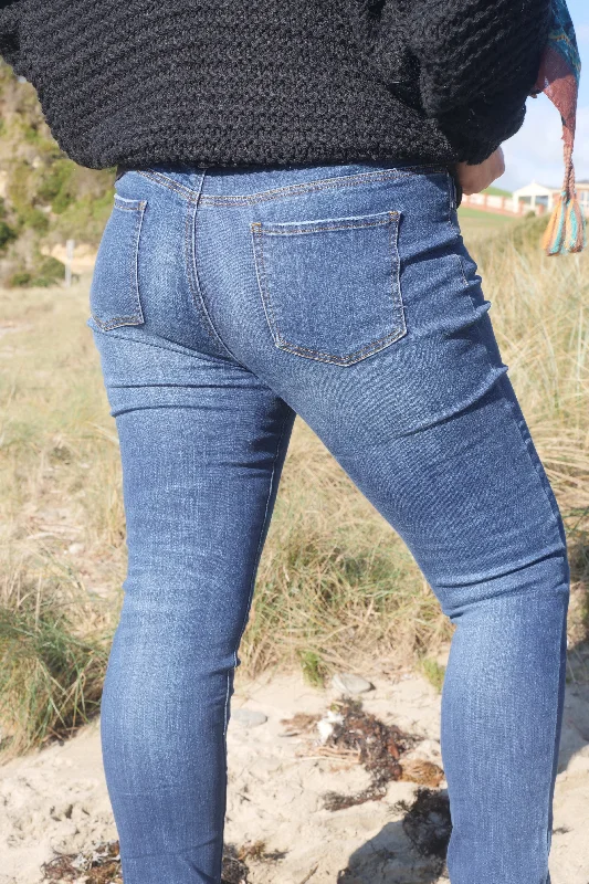 Country Denim Jeans Washed Fitted Tan Stitch Jean Elegant Tapered Leg Denim