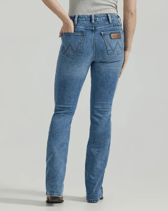 Wrangler Retro Women's Bailey Georgia High Rise Bootcut Jeans 112346619 Trendy Classic Fit Jeans Wrangler Retro Women's Bailey Georgia High Rise Bootcut Jeans 112346619 Trendy Classic Fit Jeans