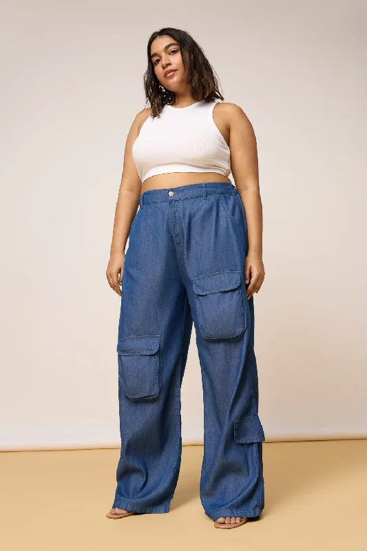 Curve Mid Blue Elastic Waist Cargo Denim Jeans Fashionable Raw Hem Bootcut Jeans