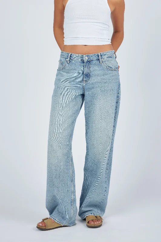 Hill Low Jeans - Drift Light Blue Elegant Wide-Leg Jeans