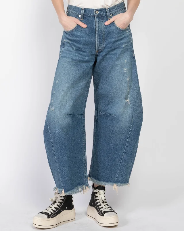 Horseshoe Jeans Fashionable Raw Edge Jeans
